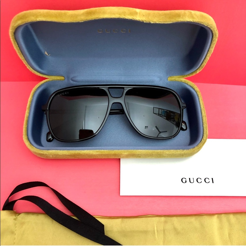 Gucci Sunglasses GG0545S Minimalistic Navigator